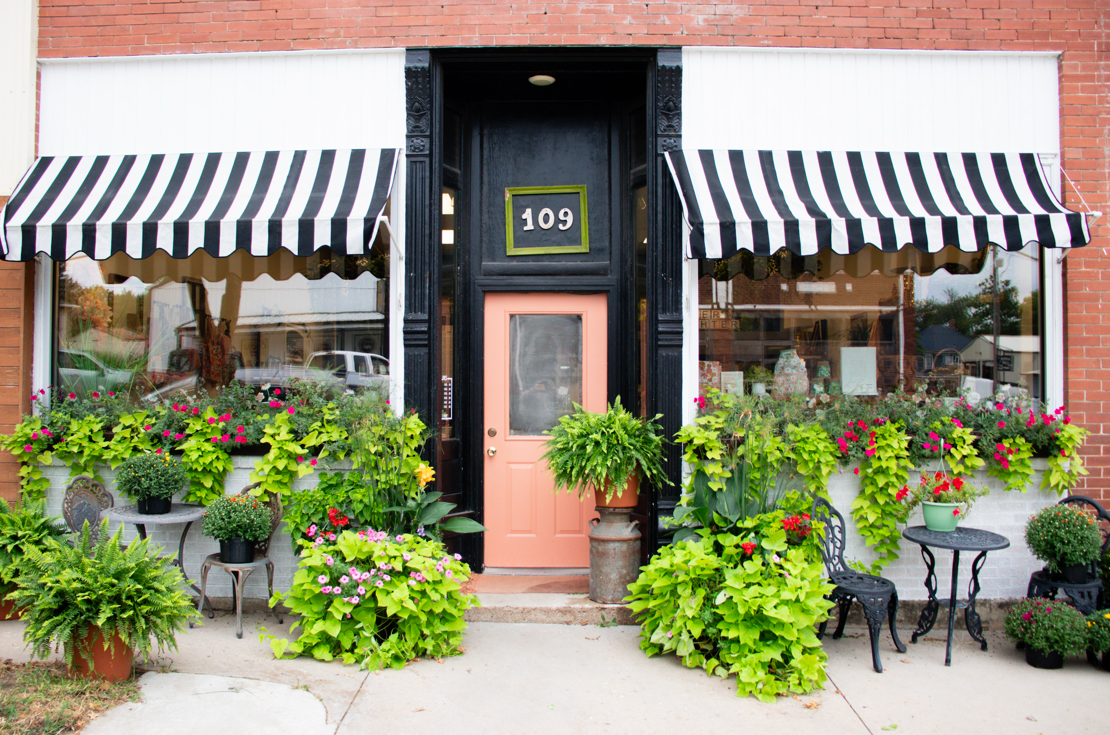 the farmers daughter storefront